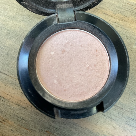 MAC EYESHADOW GRAIN - Picture 5 of 5